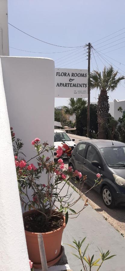 Flora Rooms & Apartments Naoussa Esterno foto