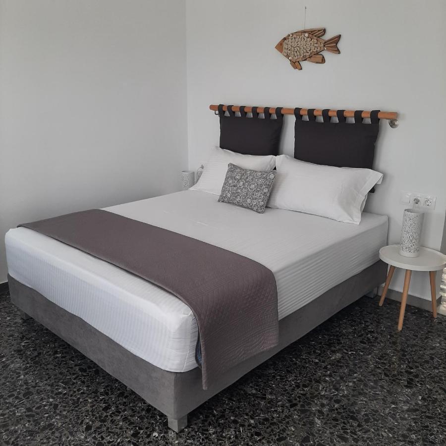 Flora Rooms & Apartments Naoussa Esterno foto