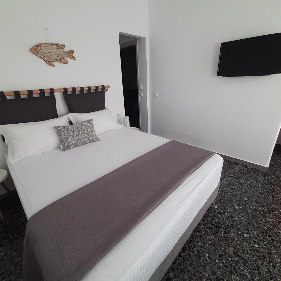 Flora Rooms & Apartments Naoussa Esterno foto