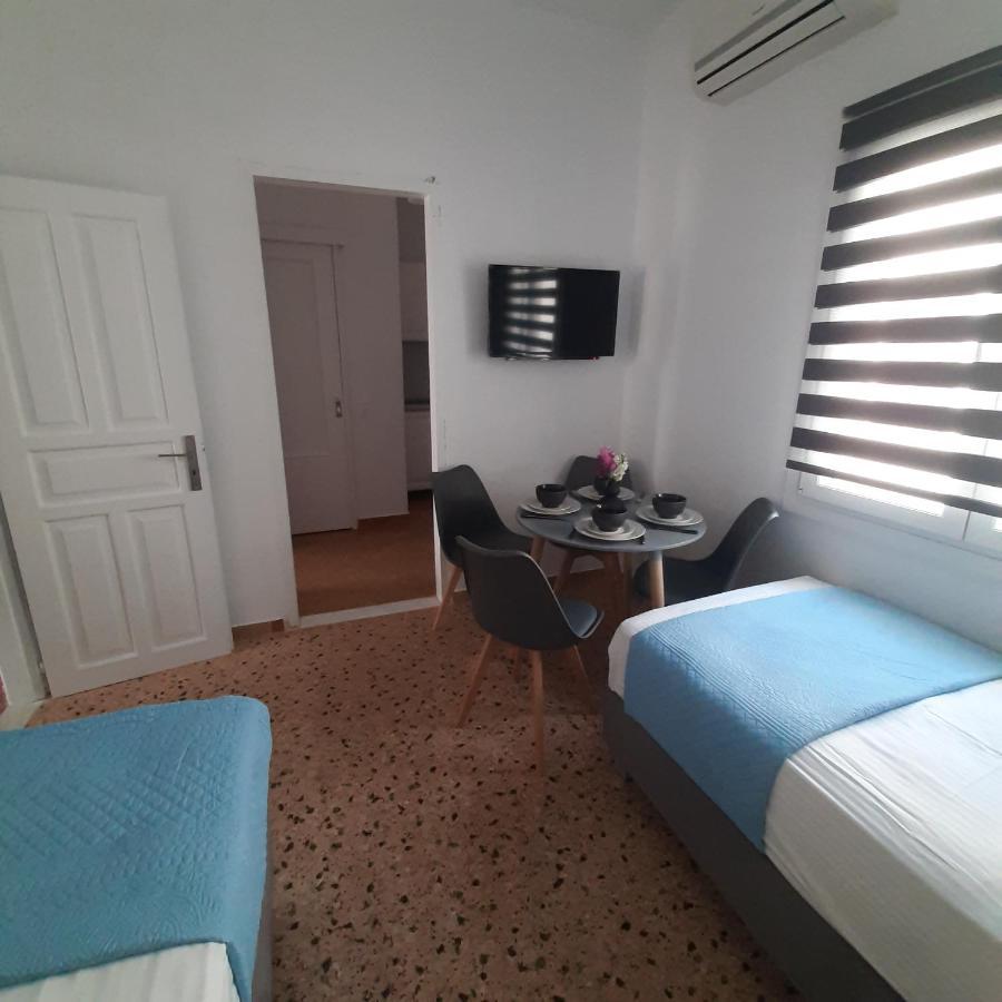 Flora Rooms & Apartments Naoussa Esterno foto