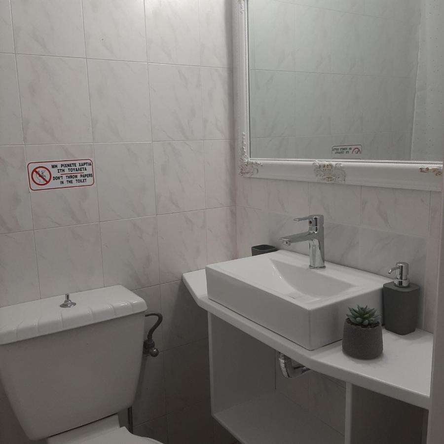 Flora Rooms & Apartments Naoussa Esterno foto